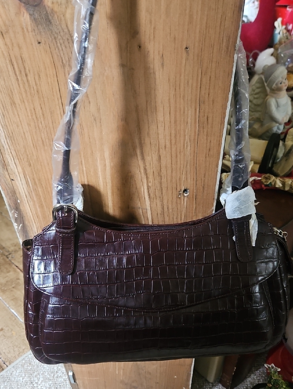 MAXX New York Dark Brown Croc-Embossed Leather Shoulder Tote